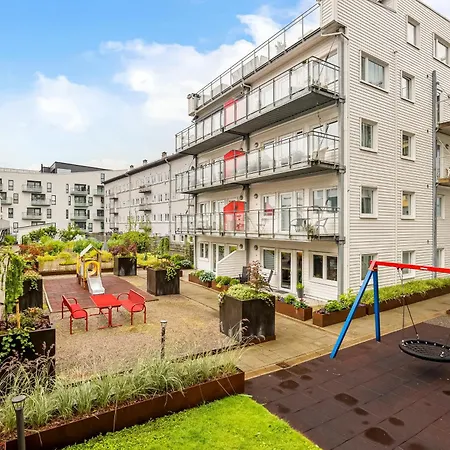 Dinbnb I 78sqm For The Family I Balcony & Near The Sea شقة برغن