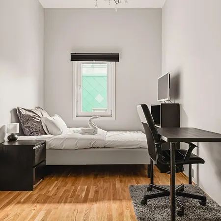 아파트 Dinbnb I 78sqm For The Family I Balcony & Near The Sea *